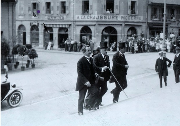 100. YILDÖNÜMÜNDE LOZAN ANTLAŞMASI VE KÜRTLER